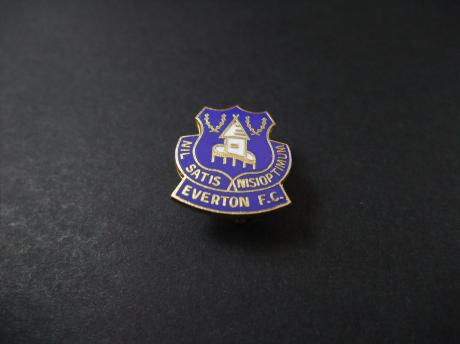 Everton Engelse voetbalclub, lijfspreuk Nil satis nisi optimum ( Niets anders dan het beste is goed genoeg)